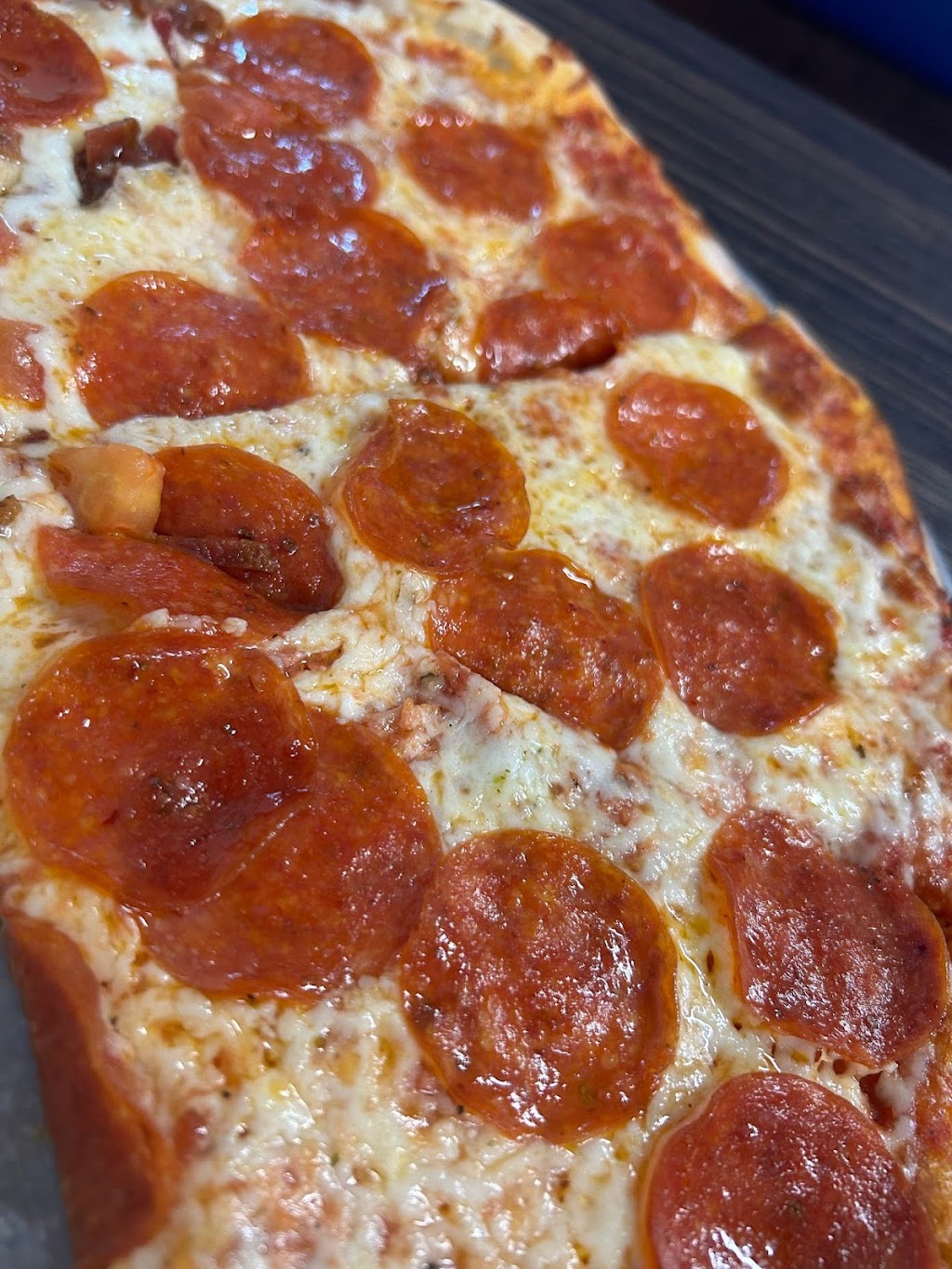 Osorio Brothers Pizza | restaurant | 26545 CA-18, Rimforest, CA 92378, USA | 9097449808 OR +1 909-744-9808