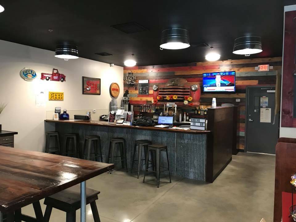 The Country Cafe | restaurant | 1550 East St, IL-15, Belleville, IL 62221, USA | 6185096828 OR +1 618-509-6828