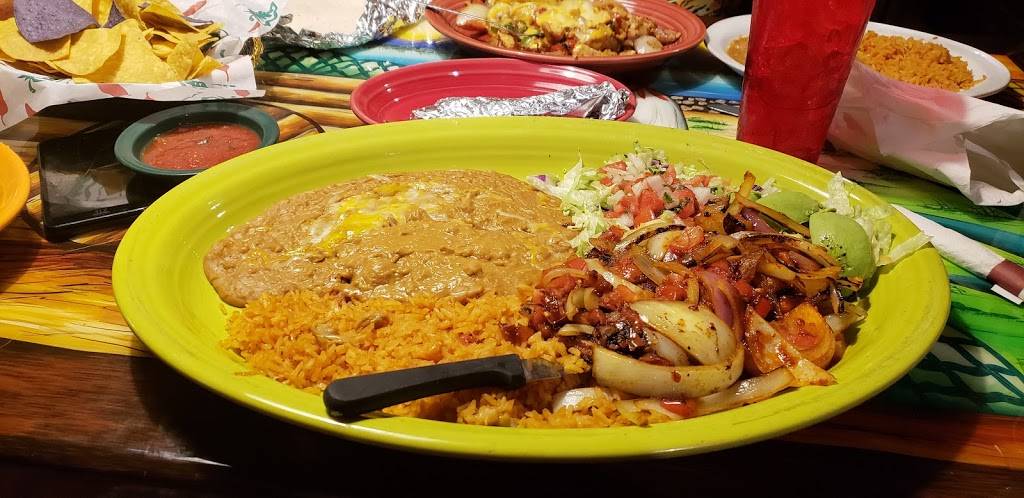 Los Magueyes Mexican Restaurant | restaurant | 1674 US-41, Inverness, FL 34450, USA | 3527653914 OR +1 352-765-3914
