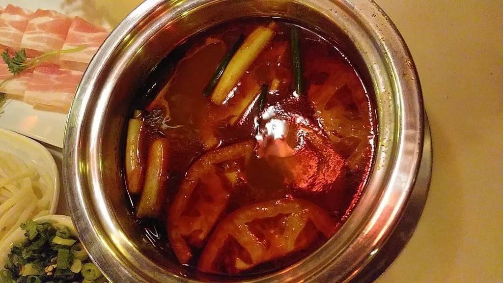 Lao Pot | restaurant | 32707 John R Rd, Madison Heights, MI 48071, USA | 2486899888 OR +1 248-689-9888