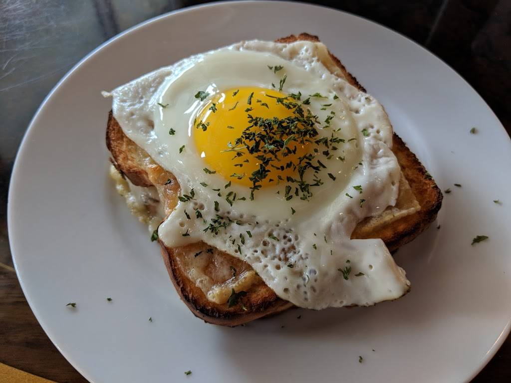 Le Cafe De Paris | cafe | 5170 Dr Phillips Blvd, Orlando, FL 32819, USA | 4072932326 OR +1 407-293-2326