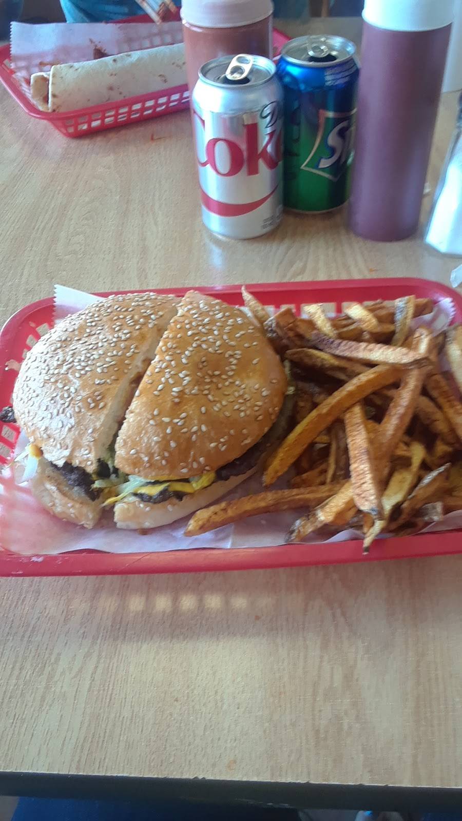 Taqueria El Duranguito | restaurant | 402 Lake St, Maywood, IL 60153, USA | 7083434584 OR +1 708-343-4584