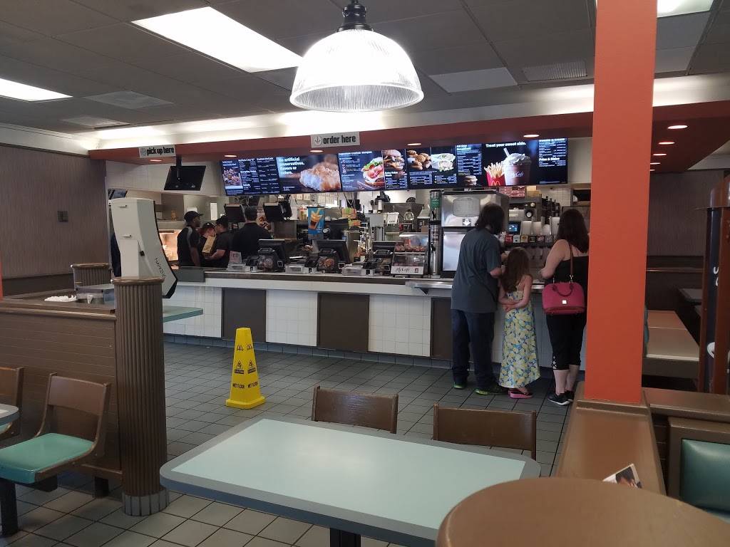 McDonalds | cafe | 14530 Laplaisance Rd, Monroe, MI 48161, USA | 7342419438 OR +1 734-241-9438