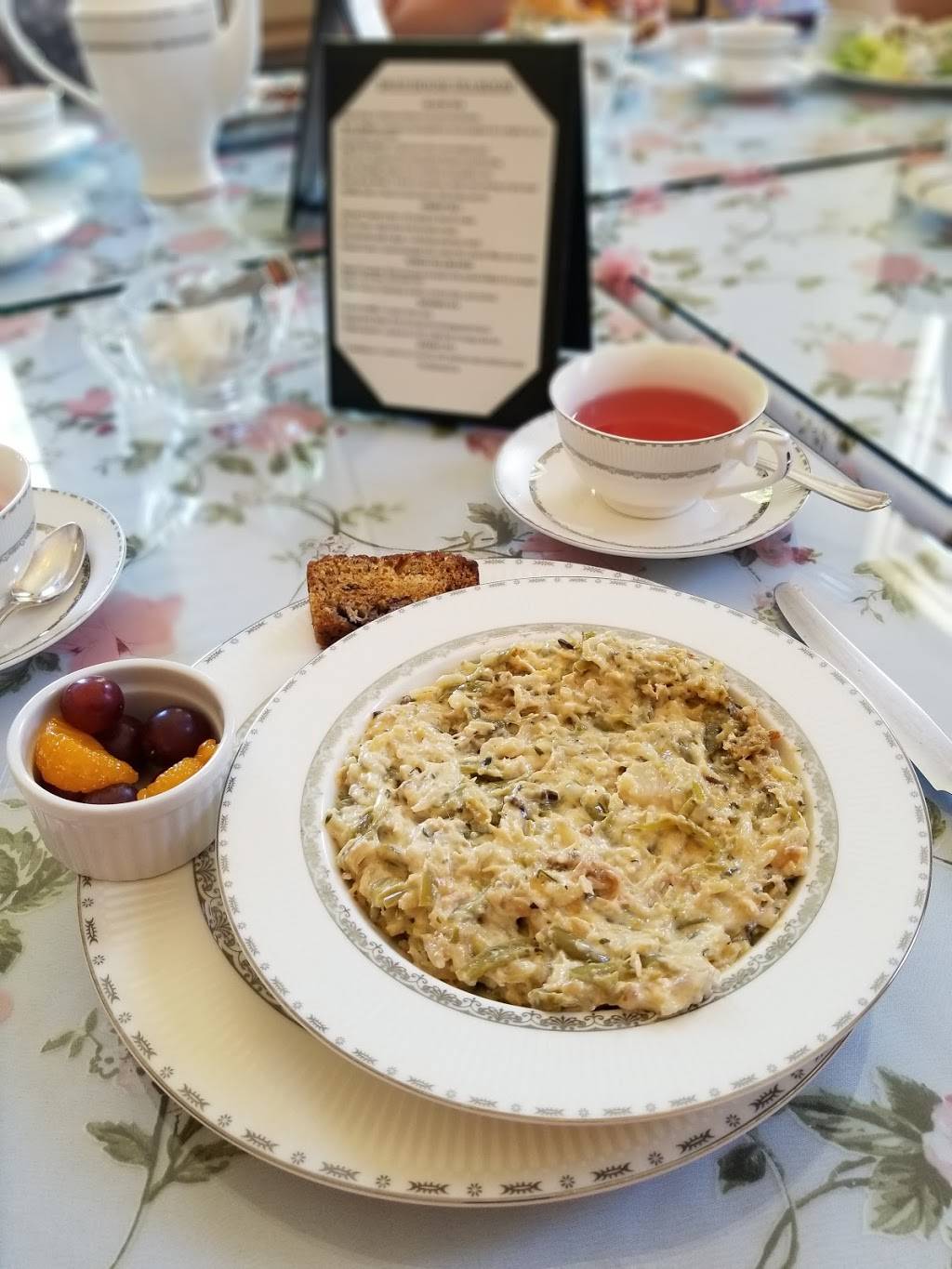 Swan House Tea Room | cafe | 225 W Sandusky St, Findlay, OH 45840, USA | 4194297926 OR +1 419-429-7926