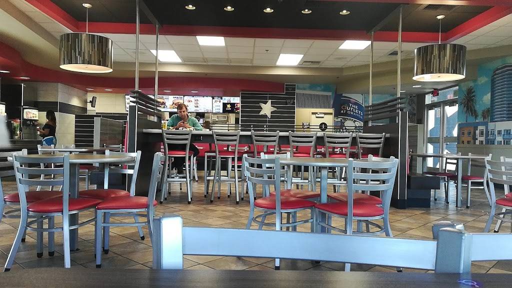 Carls Jr. | restaurant | 450 The City Dr S, Orange, CA 92868, USA | 7149398560 OR +1 714-939-8560