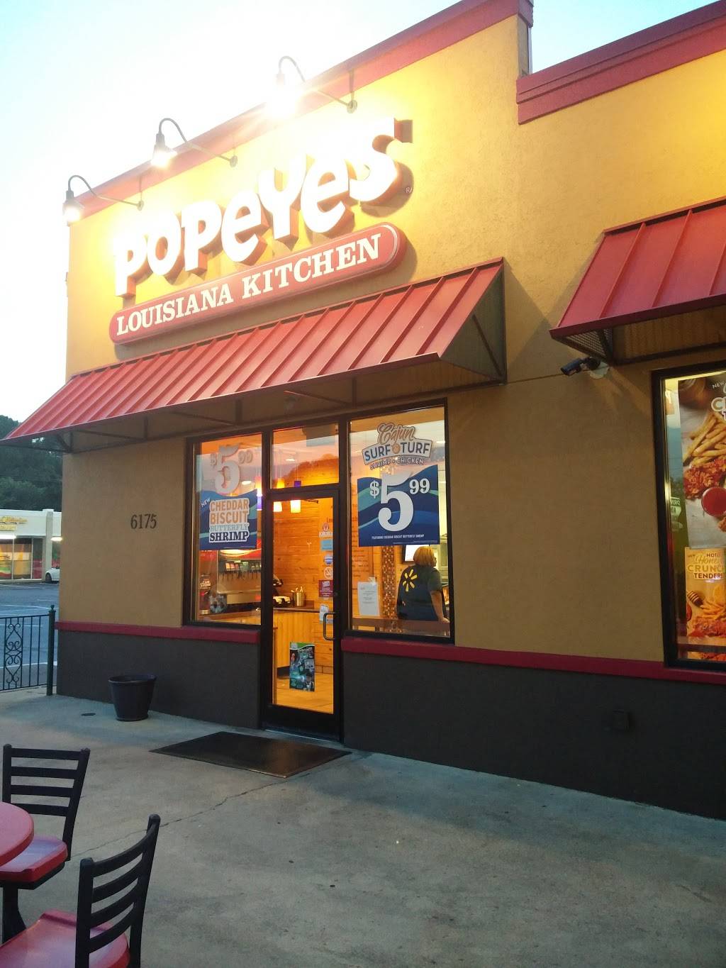 Popeyes Louisiana Kitchen | restaurant | 6175 Macon Rd, Memphis, TN 38134, USA | 9013864392 OR +1 901-386-4392