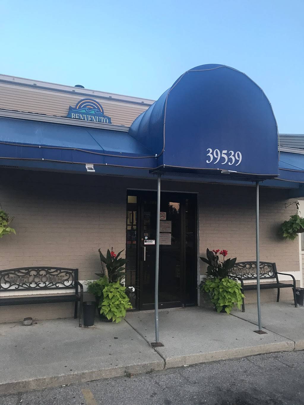 Benvenuto Family Restaurant | restaurant | 39539 Jefferson Ave, Harrison Charter Township, MI 48045, USA | 5864936002 OR +1 586-493-6002