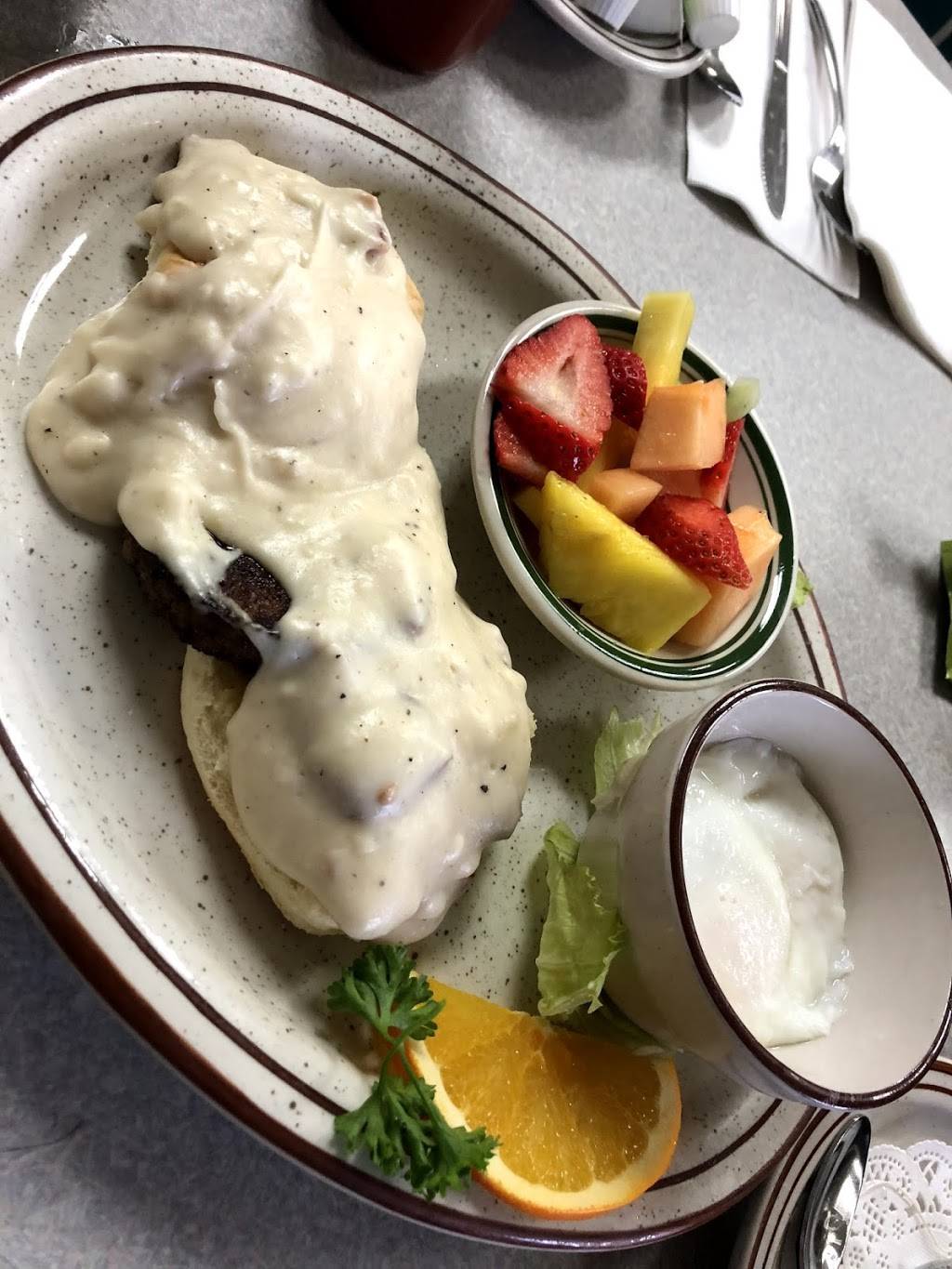 Mollies Country Kitchen | restaurant | 27932 La Paz Rd, Laguna Niguel, CA 92677, USA | 9496439174 OR +1 949-643-9174