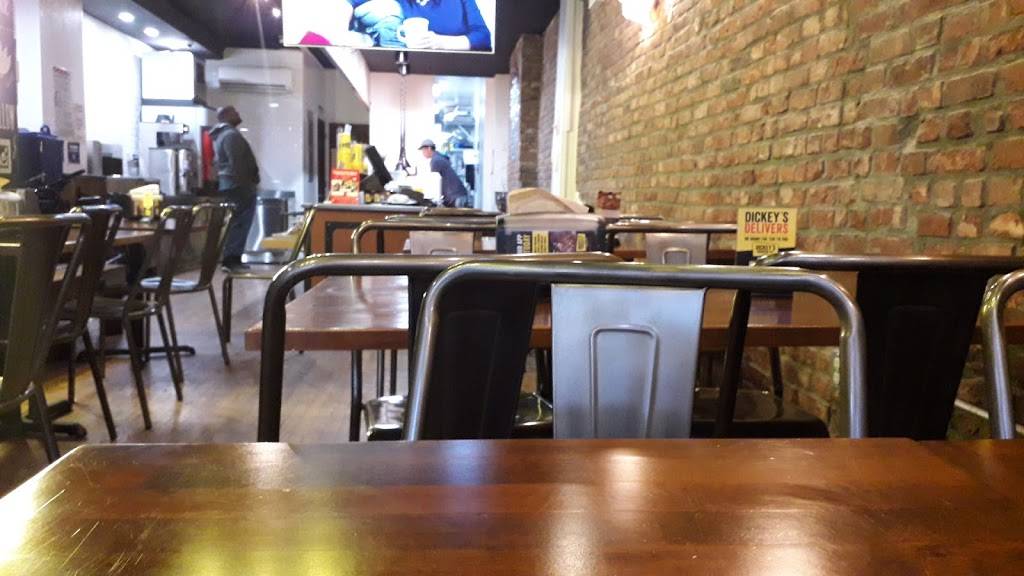 Dickeys Barbecue Pit | restaurant | 196 Flatbush Ave ste a, Brooklyn, NY 11217, USA | 3478895400 OR +1 347-889-5400