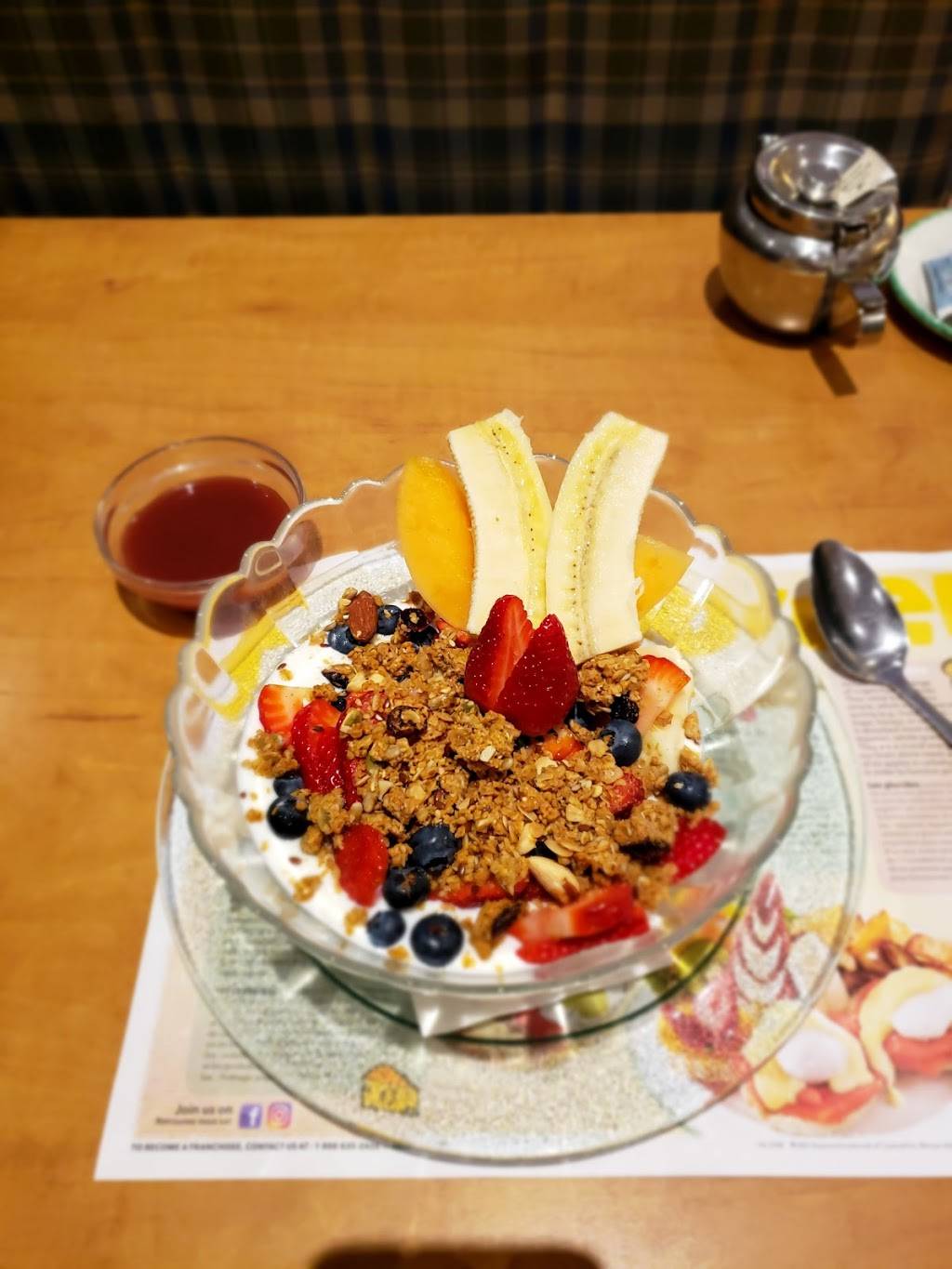 Cora Breakfast and Lunch | restaurant | 1030 Adelaide St N, London, ON N5Y 3Y2, Canada | 5196790009 OR +1 519-679-0009