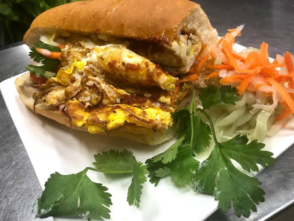 Dalat Quan | restaurant | 9988 15th Ave SW suite i, Seattle, WA 98106, USA | 2064031620 OR +1 206-403-1620