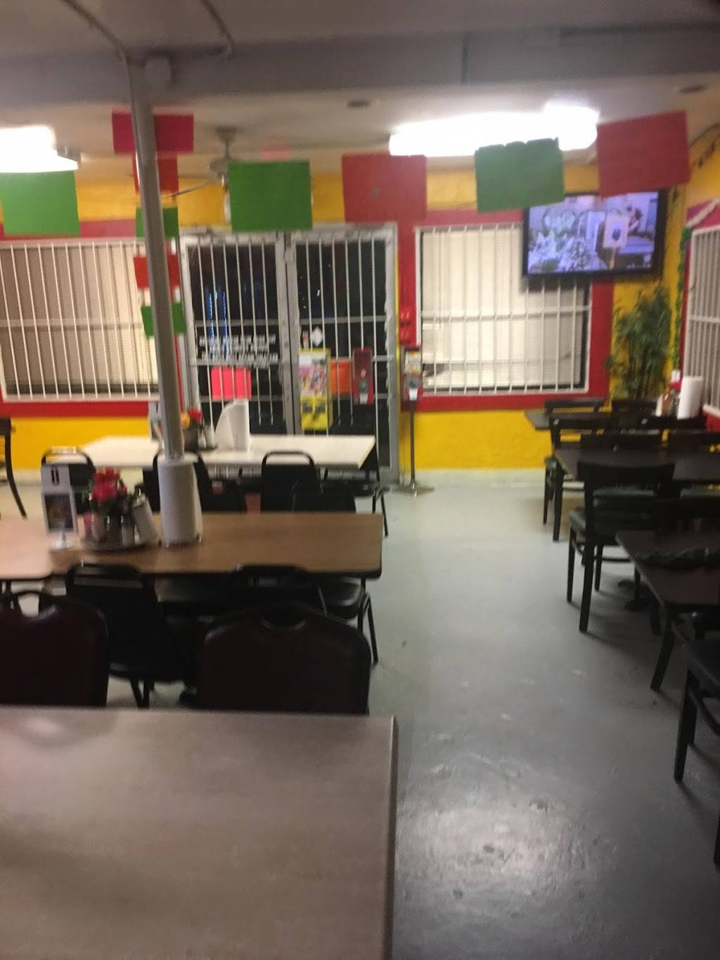 Las Monarcas | restaurant | 802 Wayside Dr, Houston, TX 77011, USA | 7139239188 OR +1 713-923-9188