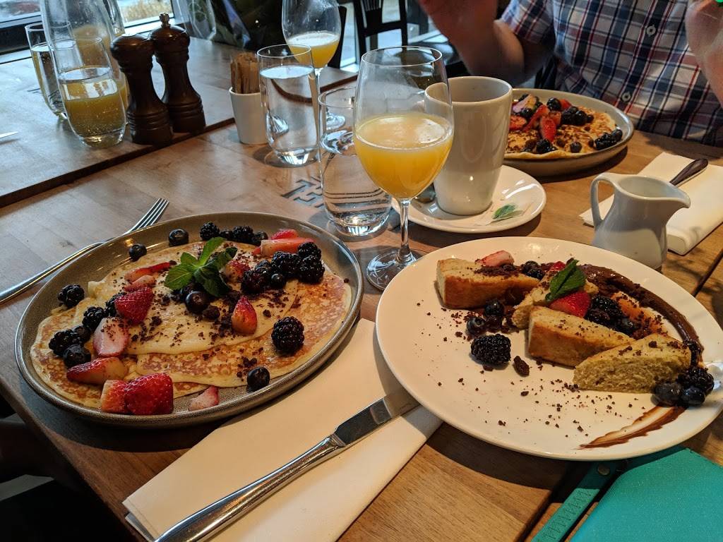 Chez Lionel | restaurant | 1052 Rue Lionel-Daunais, Boucherville, QC J4B 0B2, Canada | 4509063886 OR +1 450-906-3886