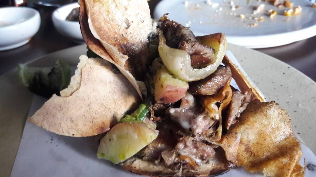 Los Compas | restaurant | Blvd. Agua Caliente 10594, Aviacion, 22020 Tijuana, B.C., Mexico | 016642088269 OR +52 664 208 8269