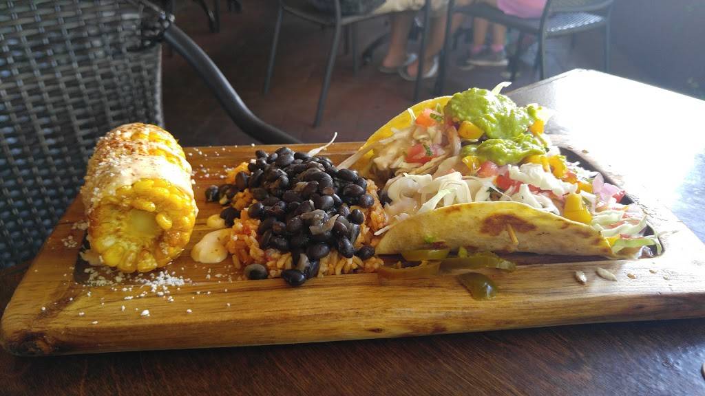 Tarpon Tavern | restaurant | 21 N Safford Ave, Tarpon Springs, FL 34689, USA | 7279451000 OR +1 727-945-1000