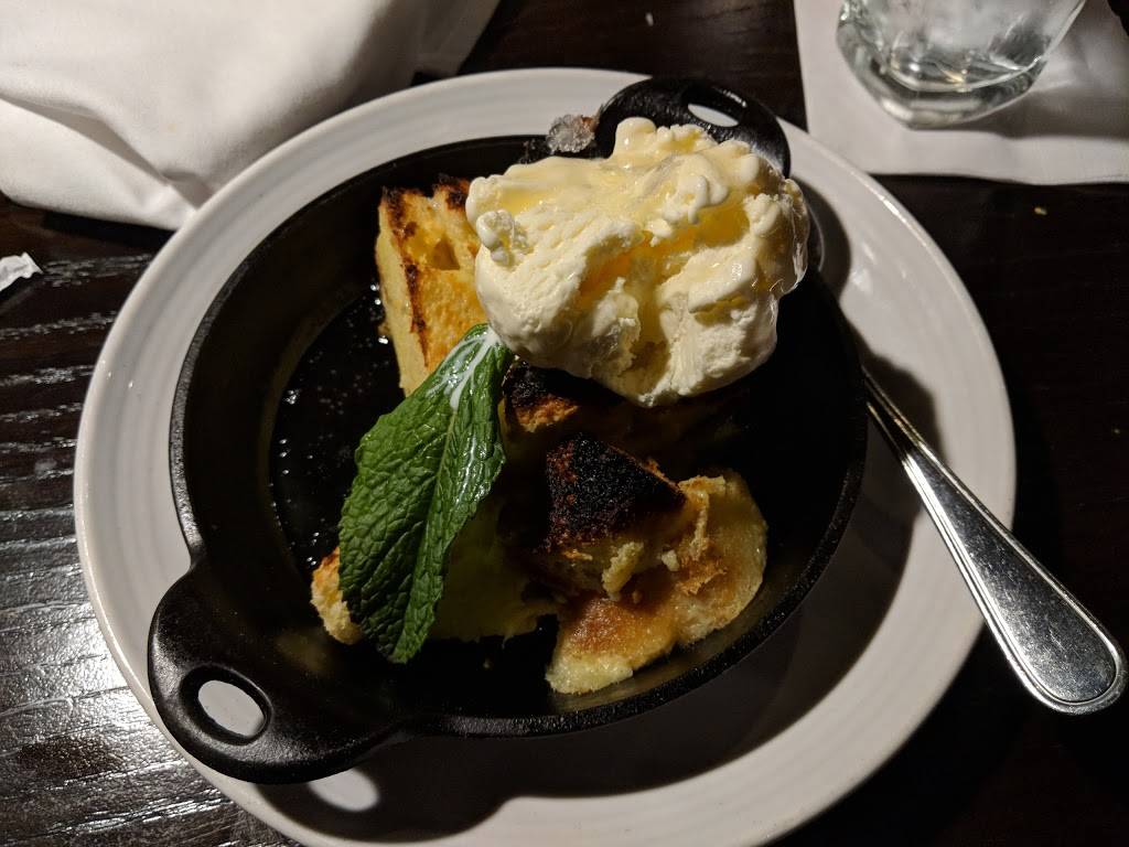 Carrabbas Italian Grill | restaurant | 2 Upjohn St, Bedford, NH 03110, USA | 6036410004 OR +1 603-641-0004