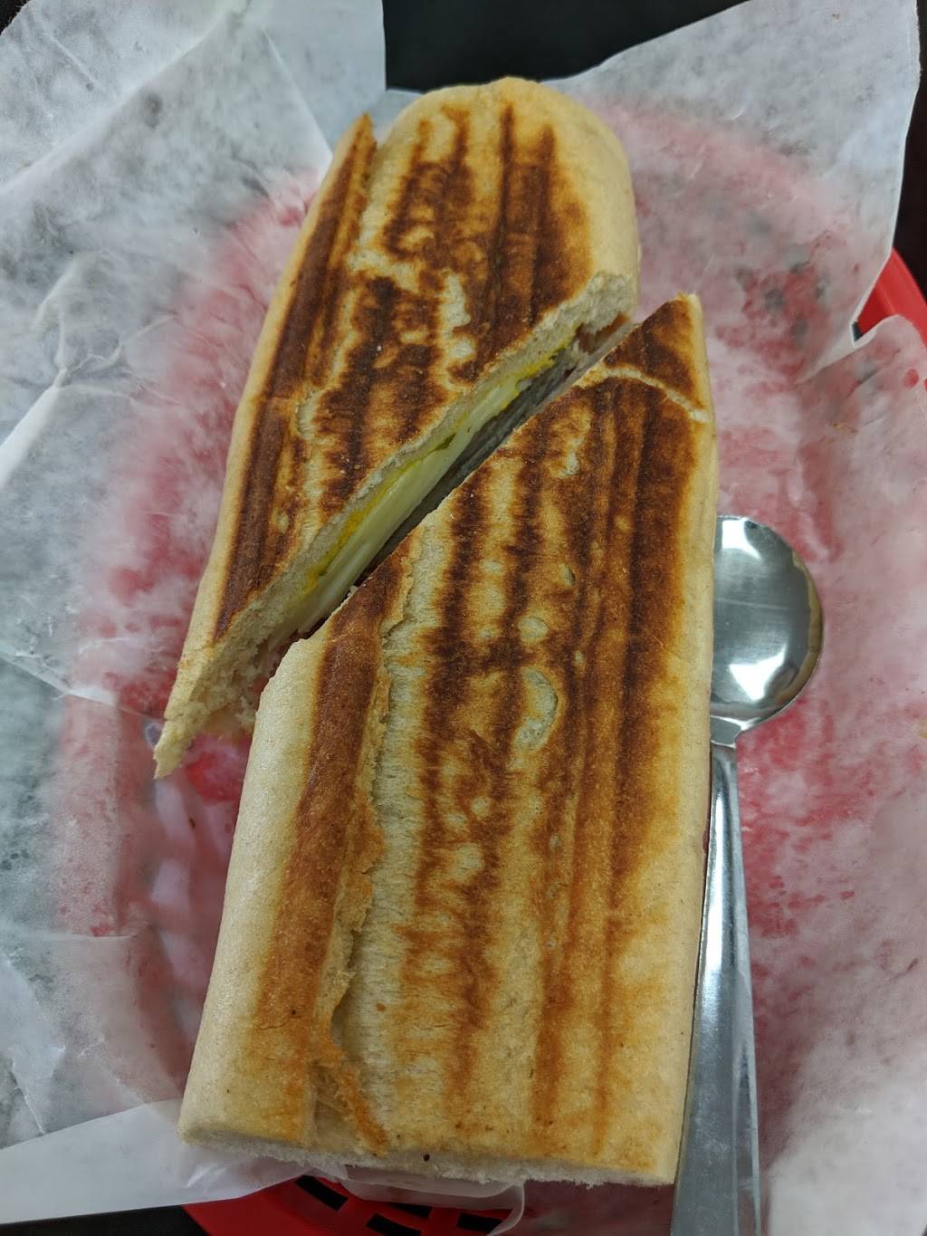 Halls Deli Cuban Cafe | restaurant | 7438 Maynardville Pike, Knoxville, TN 37938, USA | 8653773222 OR +1 865-377-3222