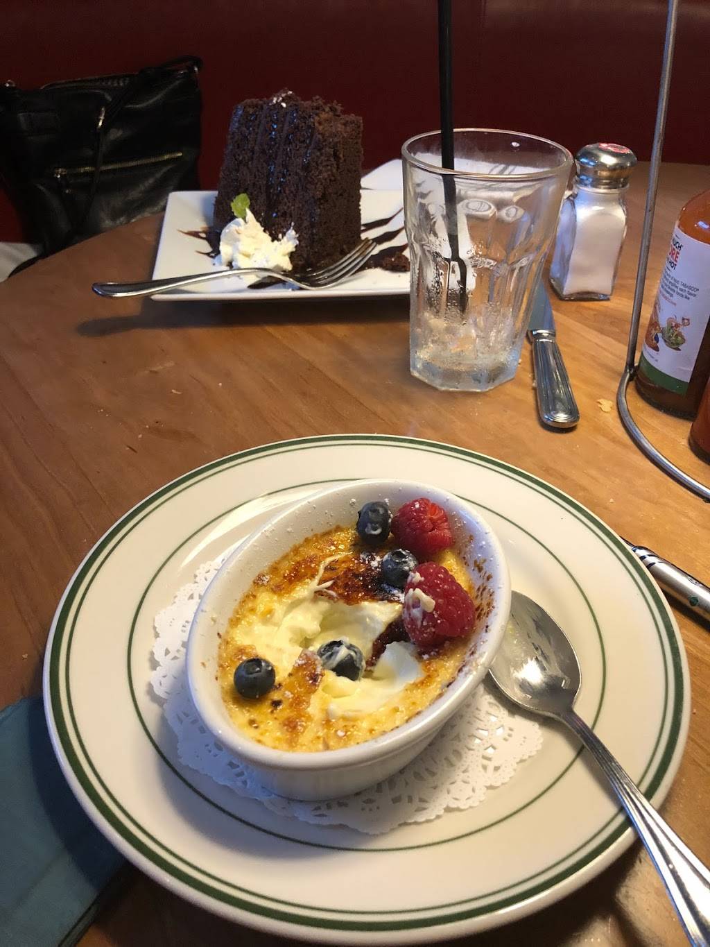 Market Street Oyster Bar | restaurant | 2985 E Cottonwood Pkwy, Cottonwood Heights, UT 84121, USA | 8019428860 OR +1 801-942-8860