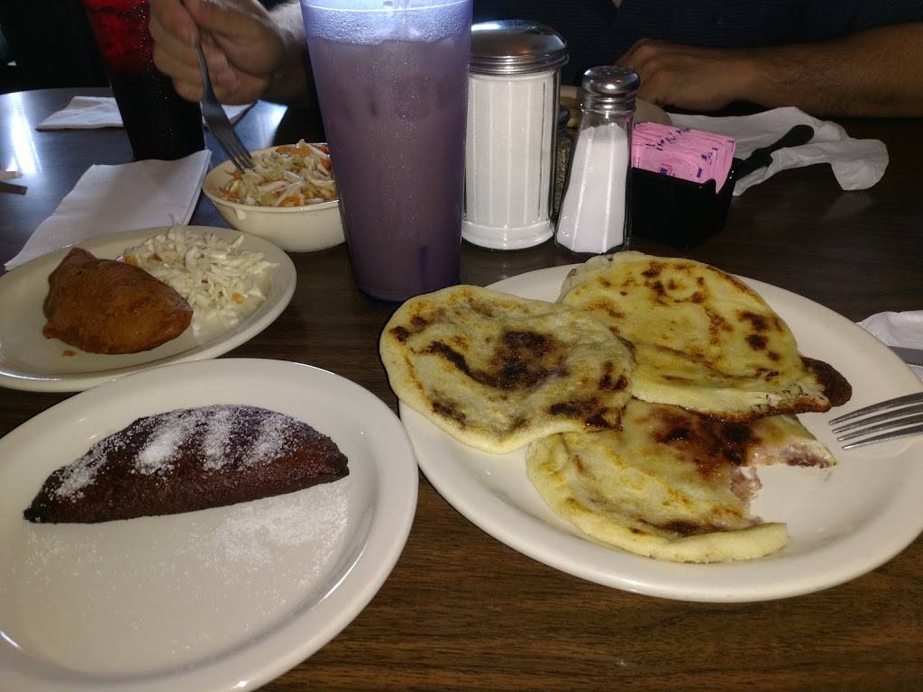 El Rinconcito Salvadoreno | restaurant | 642 Calles St, Austin, TX 78702, USA | 5124747749 OR +1 512-474-7749