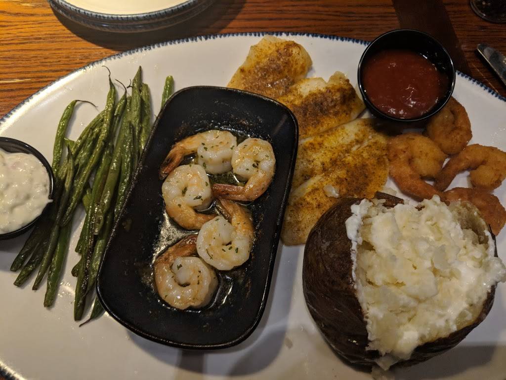 Red Lobster | restaurant | 300 Eastdale Cir, Montgomery, AL 36117, USA | 3342770780 OR +1 334-277-0780