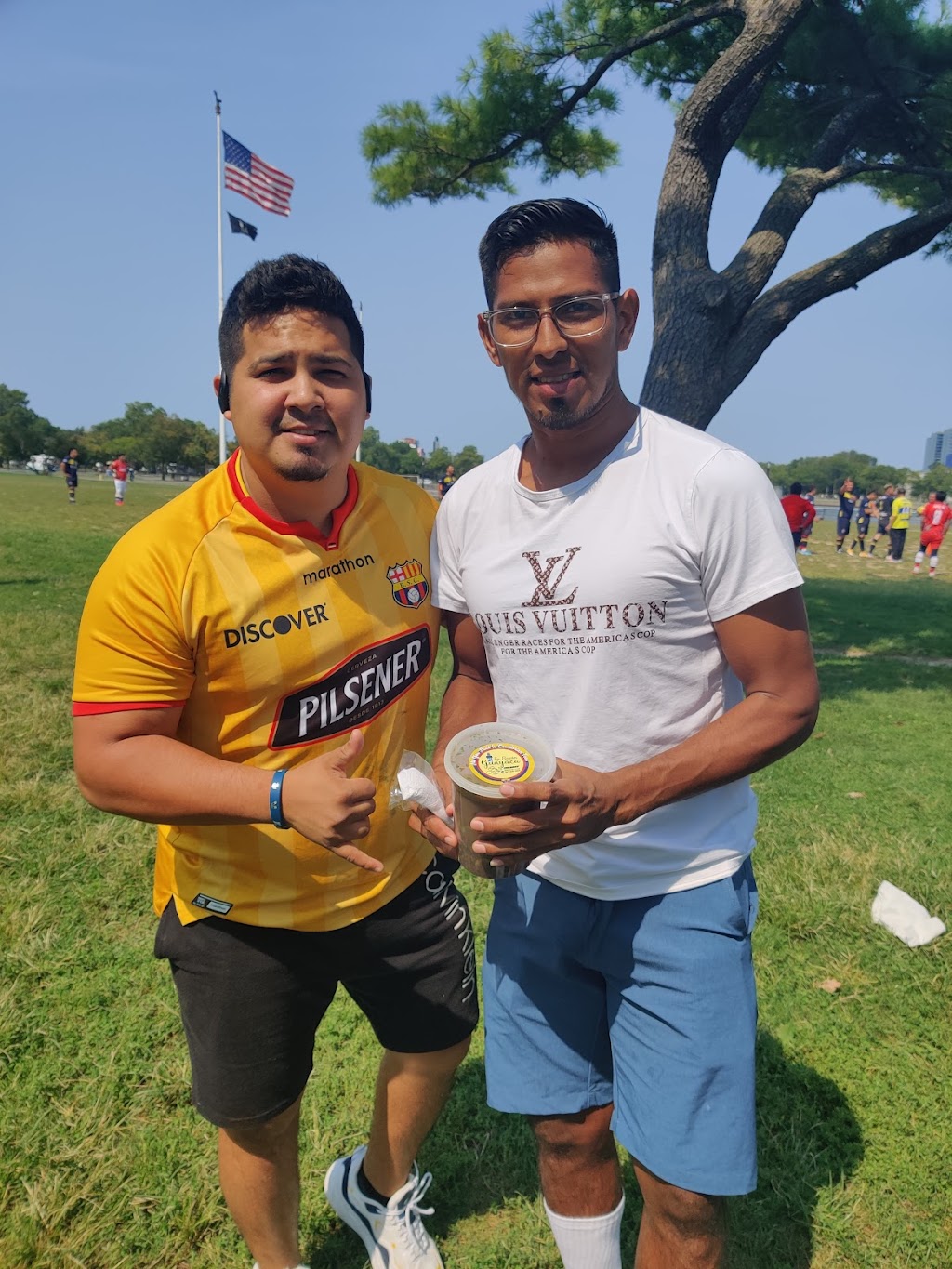 La Sazón Guayaca | restaurant | 25-40 99th St, Queens, NY 11369, USA | 3472083996 OR +1 347-208-3996