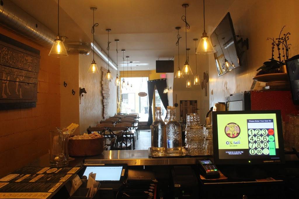Oxtail Pho - Bánh Mì - Phở Đuôi Bò | restaurant | 814 Dundas St W, Toronto, ON M6J 1V3, Canada | 4165370188 OR +1 416-537-0188