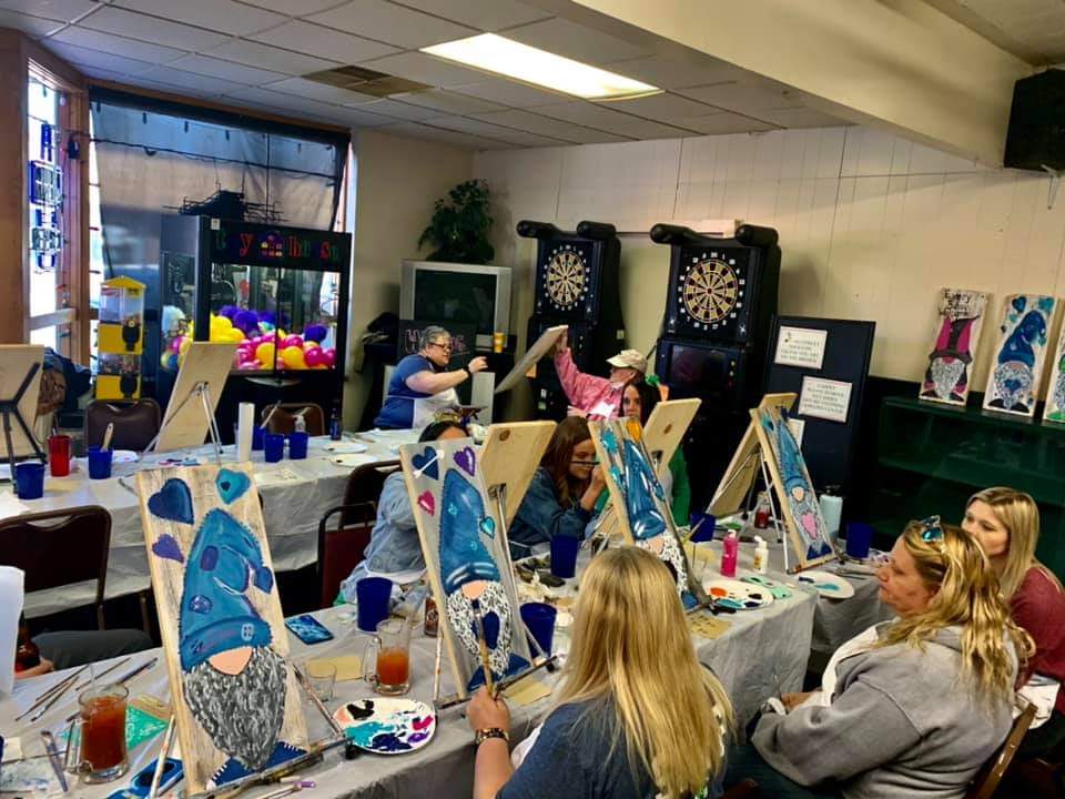 Club Cumberland Bar & Bowling | restaurant | 1283 2nd Ave, Cumberland, WI 54829, USA | 7156710146 OR +1 715-671-0146