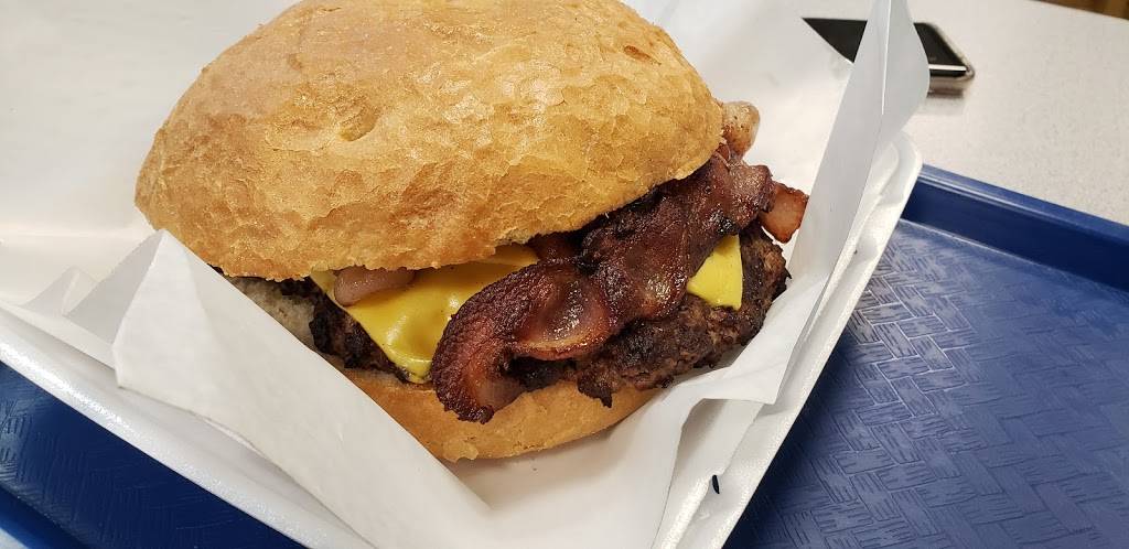 Shirls Drive In | restaurant | 7943 Sheridan Rd, Kenosha, WI 53143, USA | 2626541968 OR +1 262-654-1968