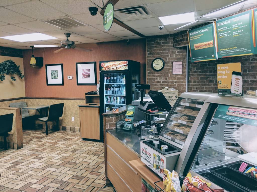 Subway Restaurants | restaurant | 7026 E Brainerd Rd, Chattanooga, TN 37421, USA | 4234996303 OR +1 423-499-6303