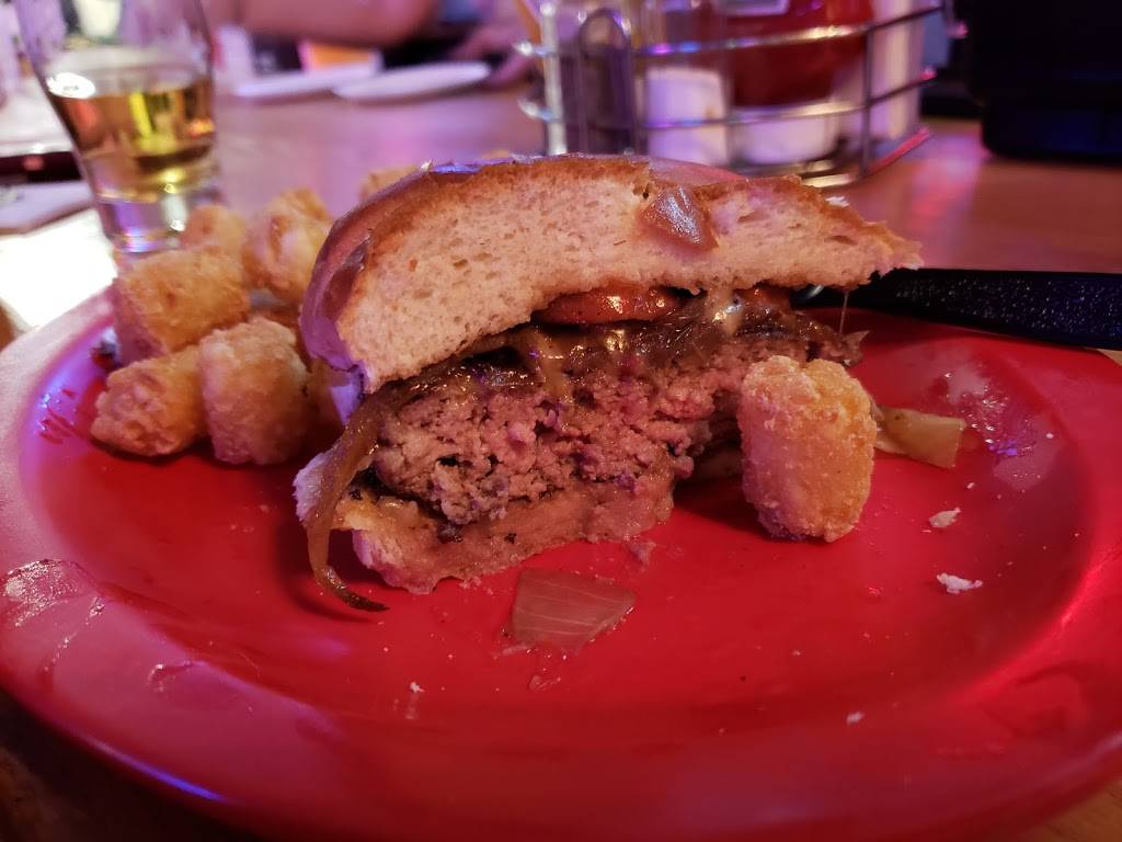 Rowdys | restaurant | 210 S Bridge St, Yorkville, IL 60560, USA | 6305535054 OR +1 630-553-5054