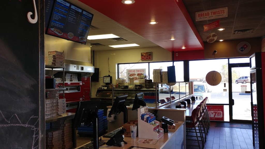 Dominos Pizza | meal delivery | 2110 Higdon Ferry Rd, Hot Springs, AR 71913, USA | 5015257200 OR +1 501-525-7200