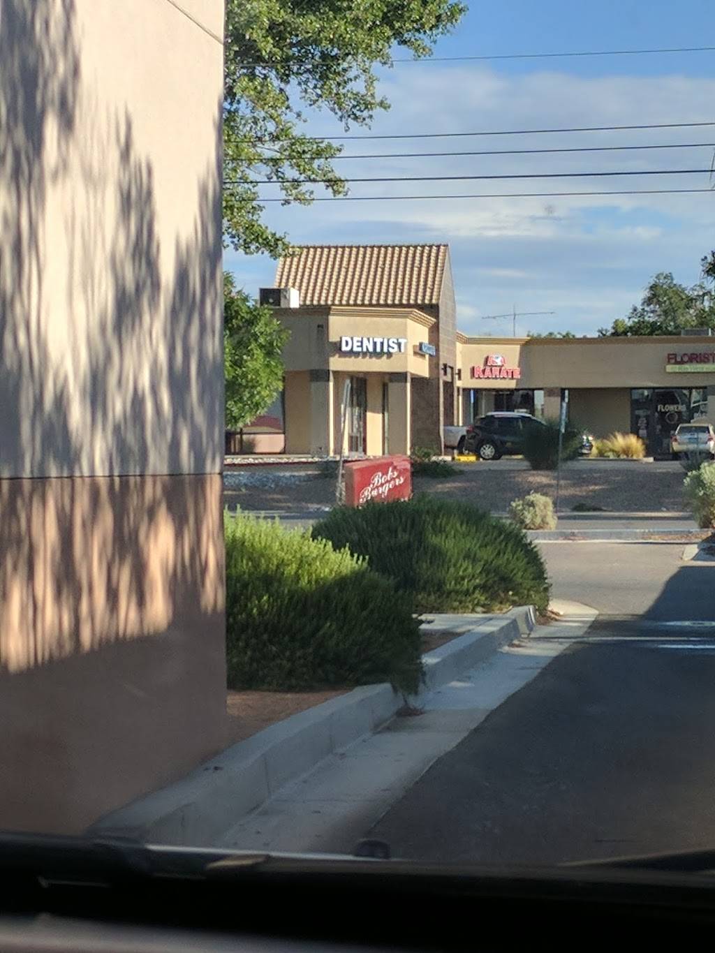 Bobs Burgers | restaurant | 2312 Southern Blvd SE, Rio Rancho, NM 87124, USA | 5059942425 OR +1 505-994-2425