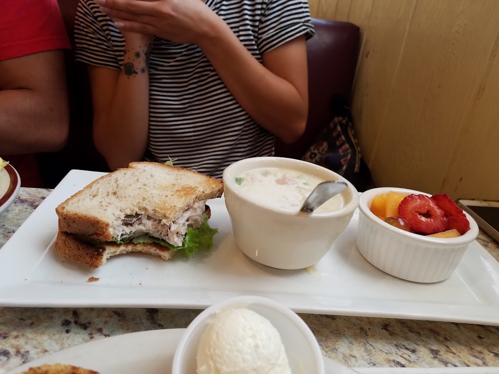 Eggberts | restaurant | 610 N McGee St, Caney, KS 67333, USA | 6203066052 OR +1 620-306-6052