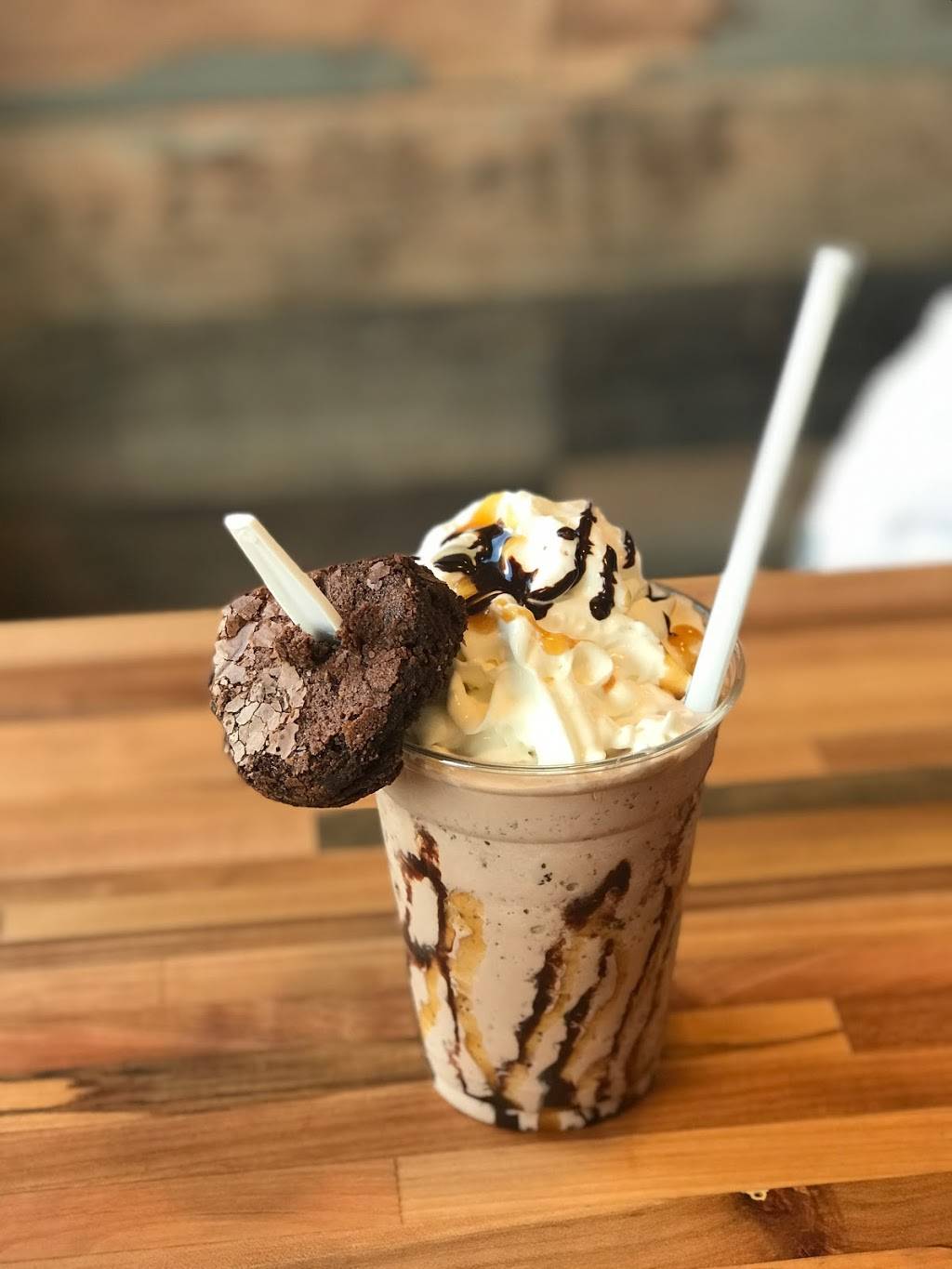 Squeaky Bs | restaurant | Box 1244, 1000 Grand Ave, Grand Lake, CO 80447, USA | 9707988221 OR +1 970-798-8221