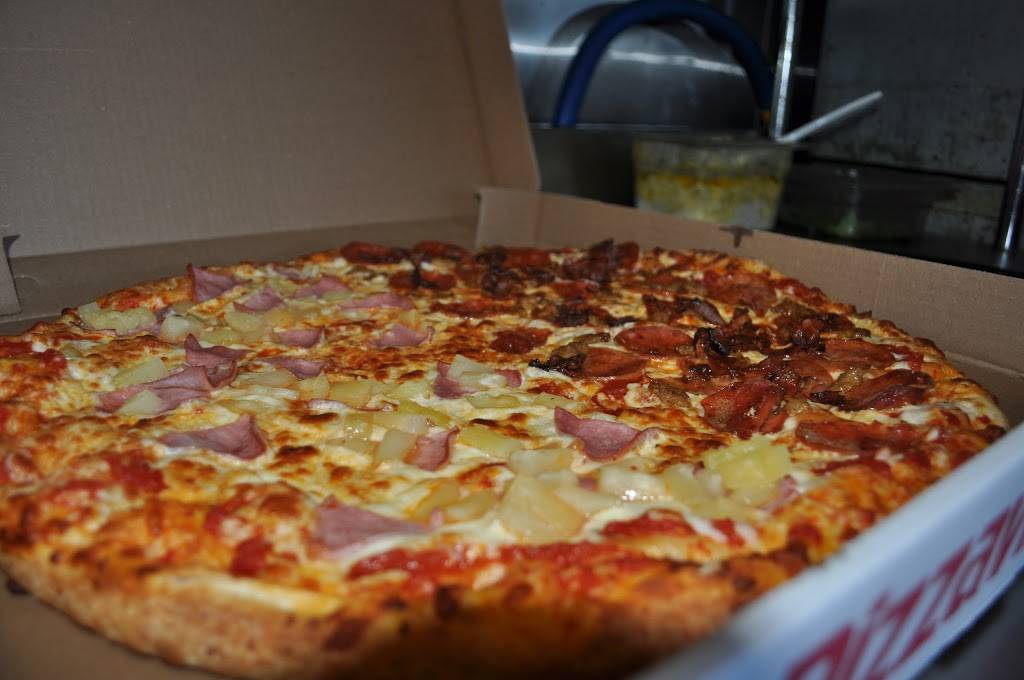 Pizzaville | meal delivery | 5758 Main St UNIT 3, Whitchurch-Stouffville, ON L4A 2T1, Canada | 4167363636 OR +1 416-736-3636