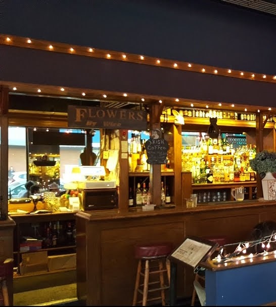 Flowers Bar & Restaurant | restaurant | 4247 University Way NE, Seattle, WA 98105, USA | 2066331903 OR +1 206-633-1903