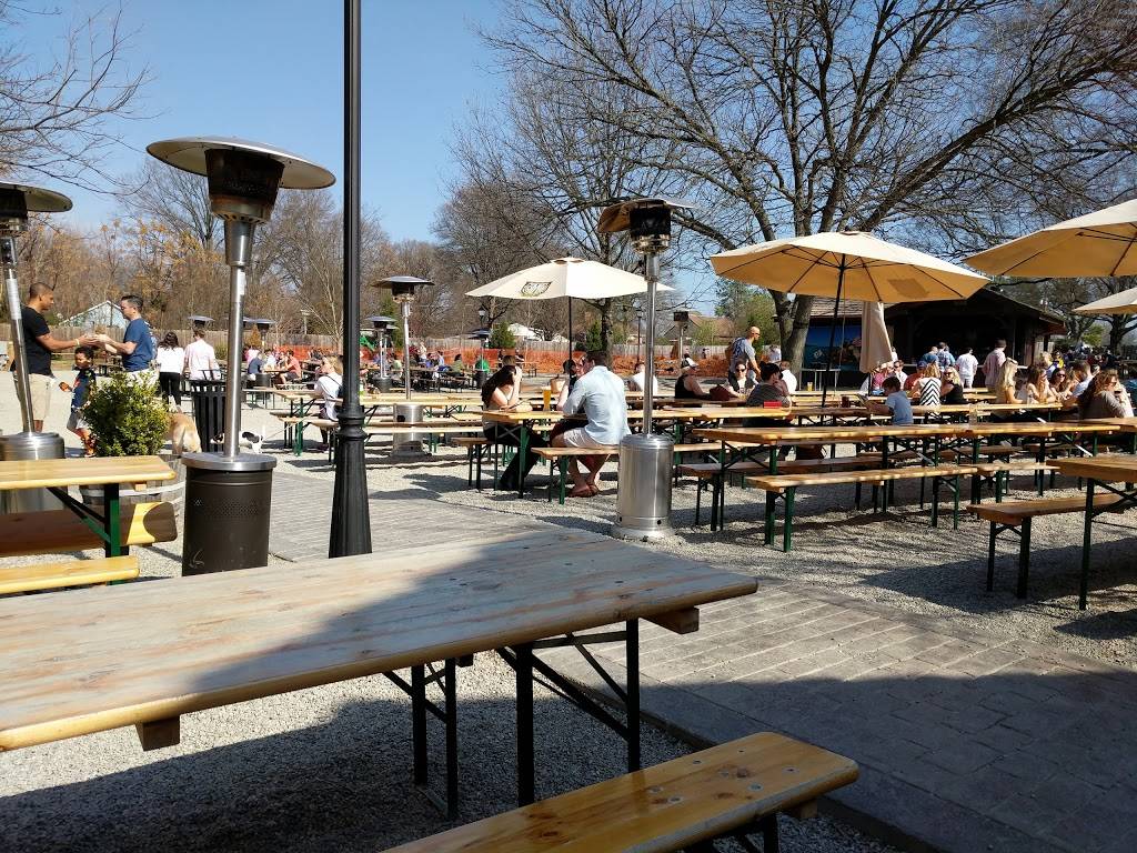 The Olde Mecklenburg Brewery | restaurant | 4150 Yancey Rd, Charlotte, NC 28217, USA | 7045255644 OR +1 704-525-5644