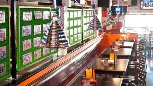 Joe Dogs Gasbar Grill | restaurant | 531 Brant St, Burlington, ON L7R 2G6, Canada | 9056325110 OR +1 905-632-5110