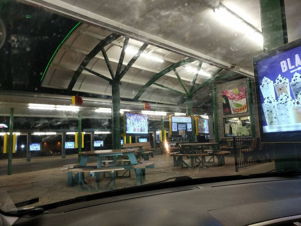 Sonic Drive-In | restaurant | 4719 Little Rd, Arlington, TX 76017, USA | 8175721804 OR +1 817-572-1804