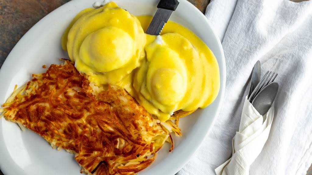 chicken & waffles house | restaurant | 3129 Arden Way, Sacramento, CA 95825, USA | 9164888901 OR +1 916-488-8901