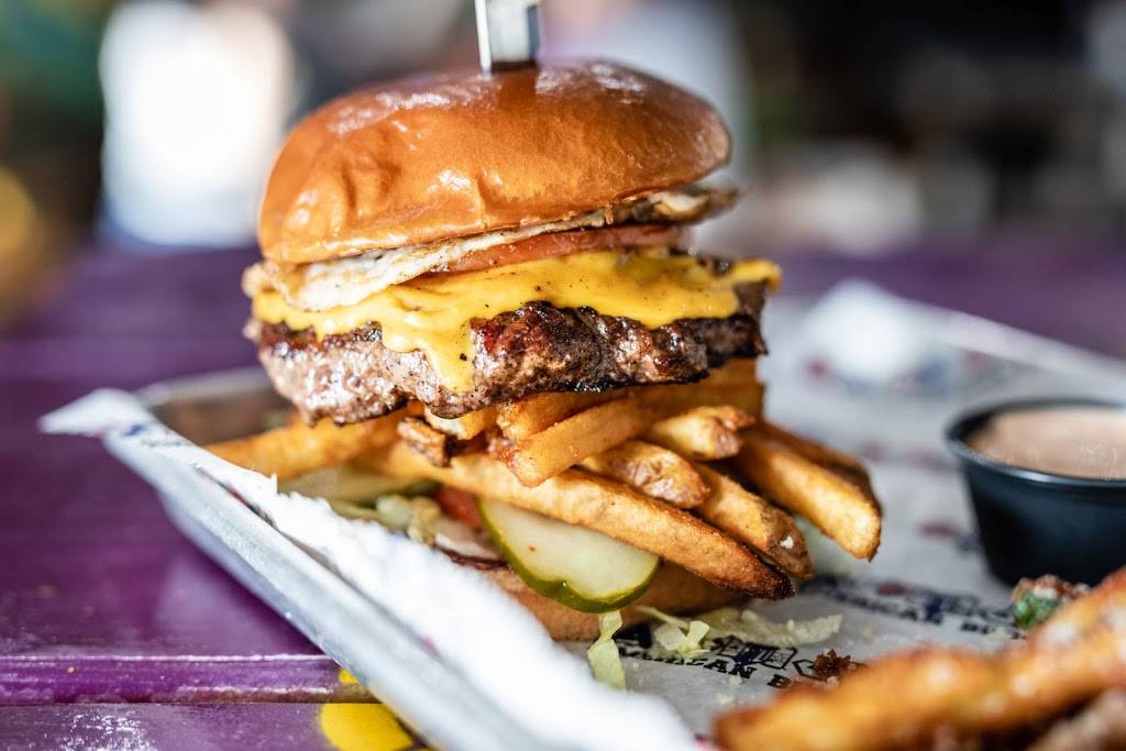 Graffiti Junktion College Park | restaurant | 2401 Edgewater Dr, Orlando, FL 32804, USA | 4073771961 OR +1 407-377-1961