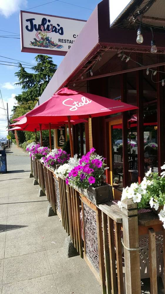 Julias in Wallingford | restaurant | 4401 Wallingford Ave N, Seattle, WA 98103, USA | 2066331175 OR +1 206-633-1175