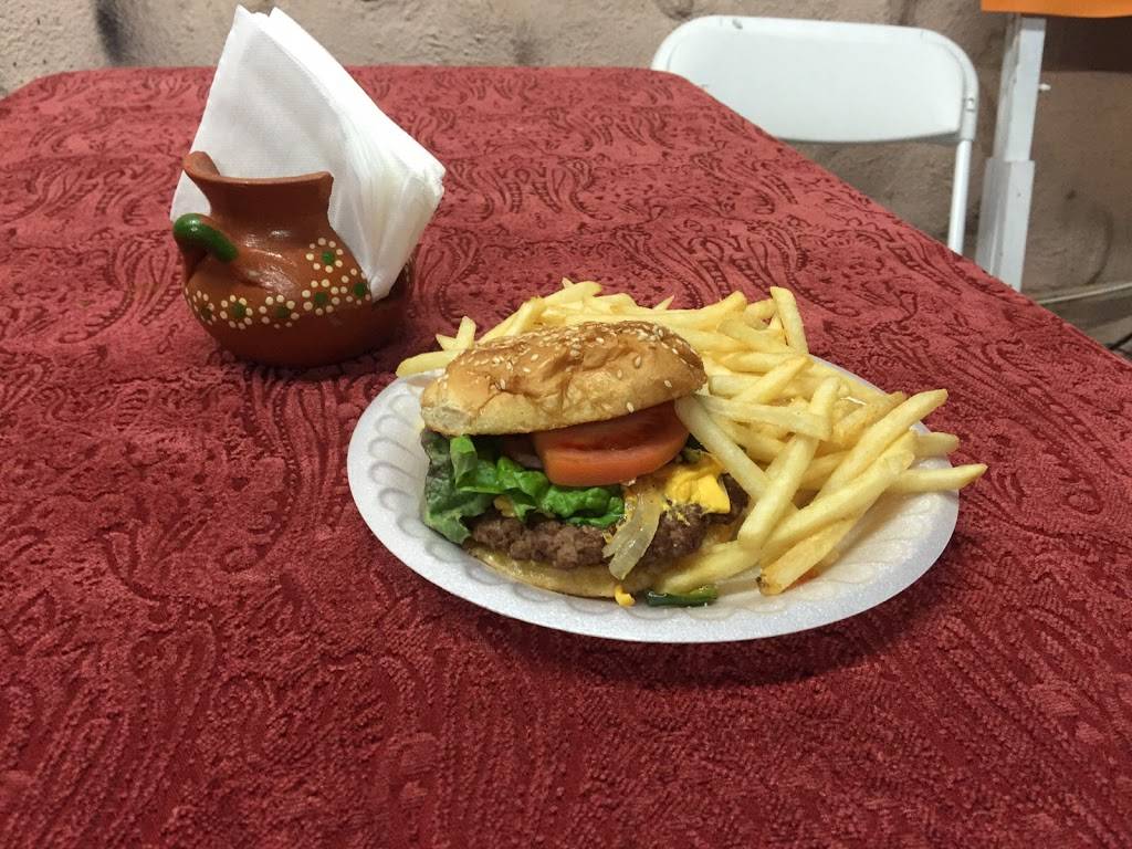 La Esquinita | restaurant | 1702 Vesta St, San Diego, CA 92113, USA | 6195811227 OR +1 619-581-1227