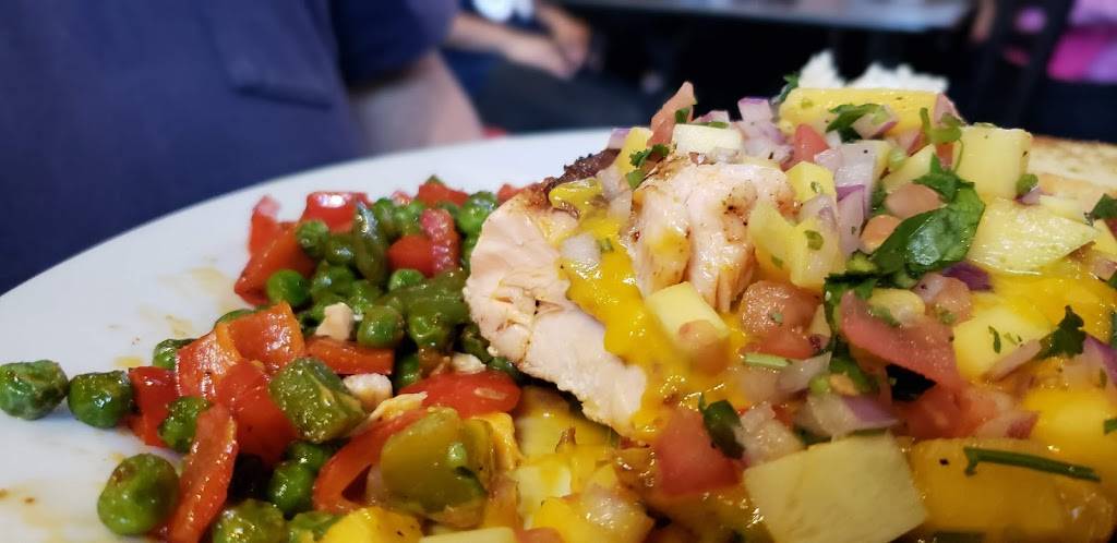 El Nuevo Vallarta Sports Bar & Grill | restaurant | 6801 Cermak Rd, Berwyn, IL 60402, USA | 7083175929 OR +1 708-317-5929