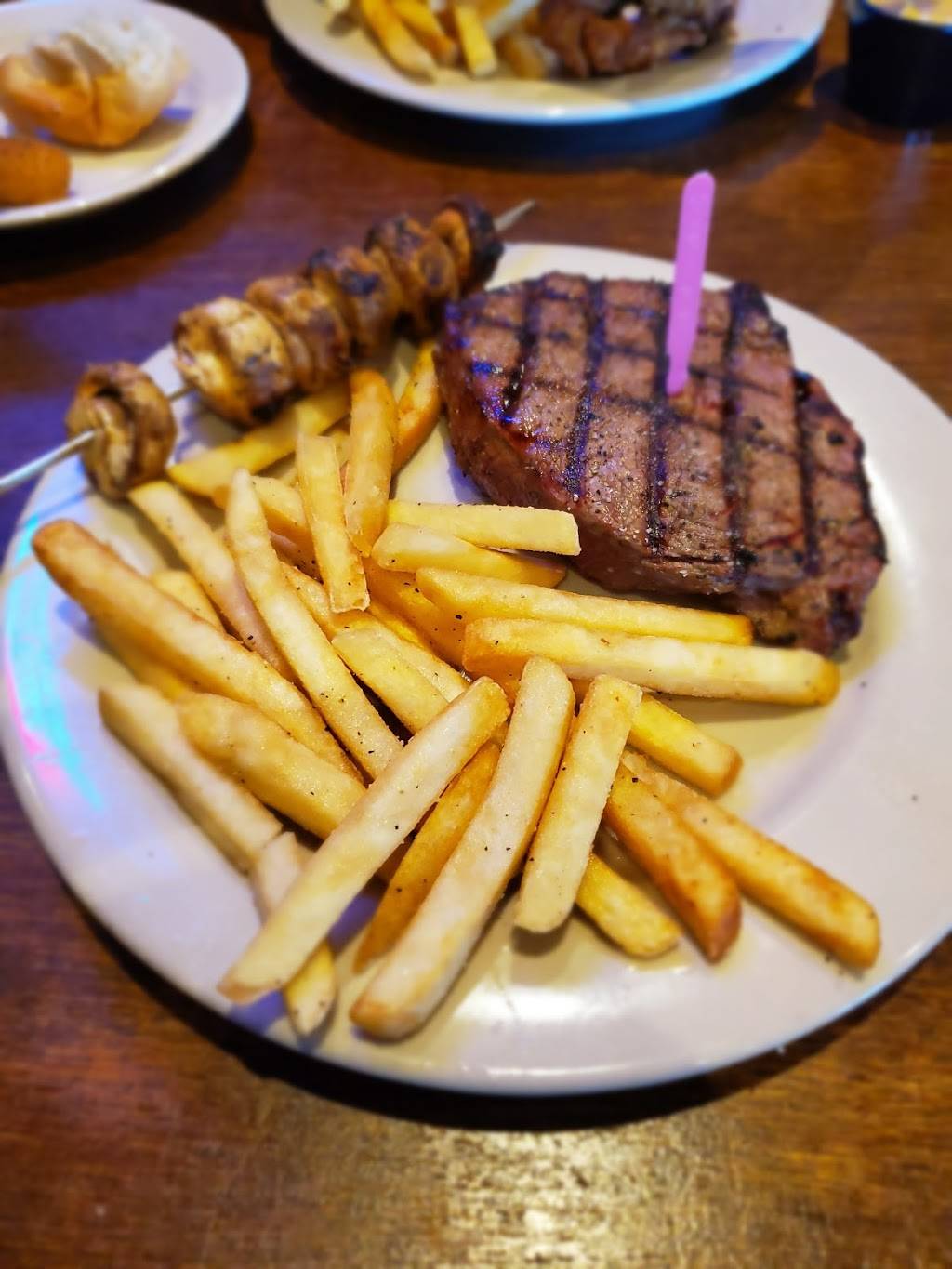 Logans Roadhouse | restaurant | 2697 Tittabawassee Rd, Saginaw, MI 48604, USA | 9897903803 OR +1 989-790-3803