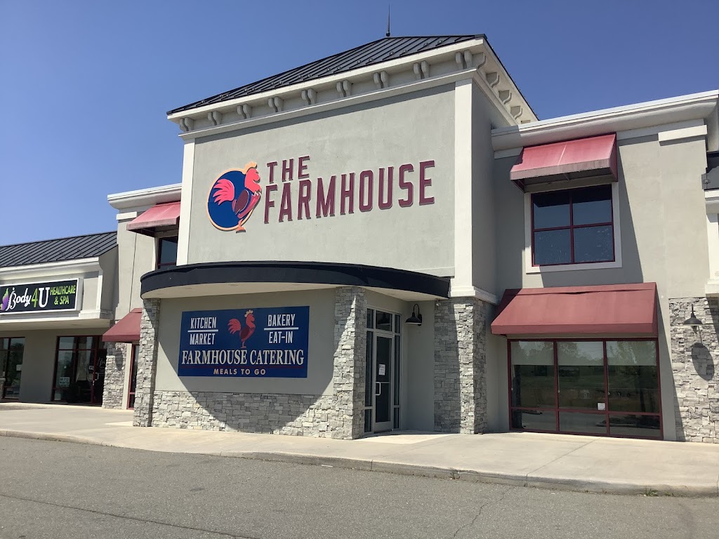 The Farmhouse | restaurant | 60 Firstwatch Dr, Moneta, VA 24121, USA | 5403308630 OR +1 540-330-8630