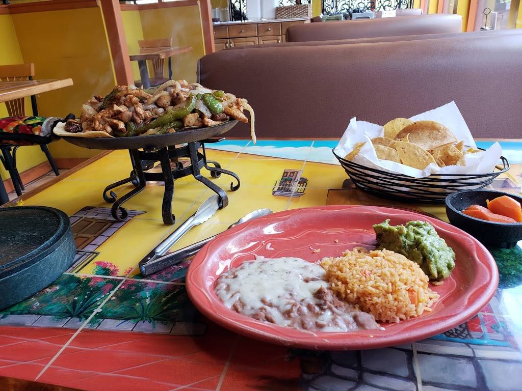 TIO LEOS MEXICAN RESTAURANT | restaurant | 6333 Mission Gorge Rd, San Diego, CA 92120, USA | 6192809944 OR +1 619-280-9944