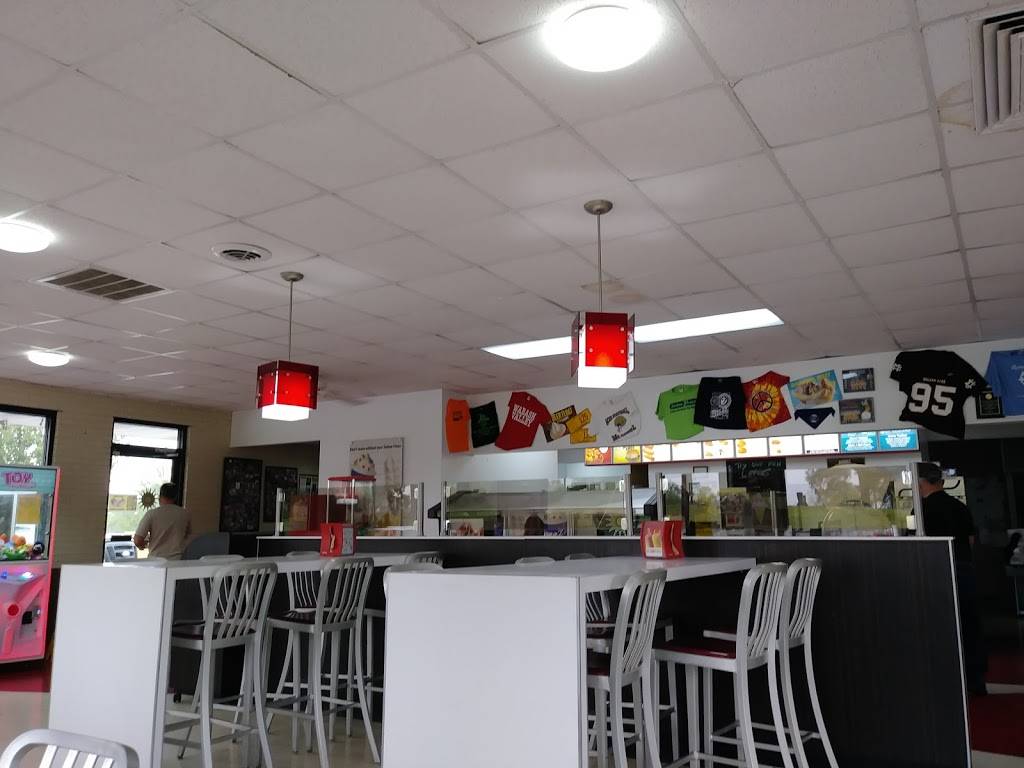 Tastee Freez | restaurant | 805 W 3rd St, Mt Carmel, IL 62863, USA | 6182624226 OR +1 618-262-4226