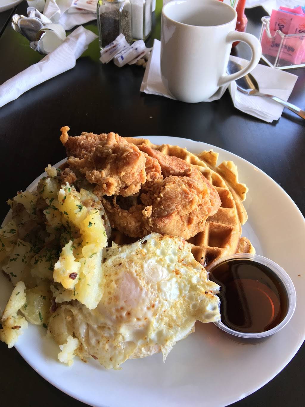 Debbies Delights | restaurant | 4495 Jonesboro Rd, Forest Park, GA 30297, USA | 3143302672 OR +1 314-330-2672