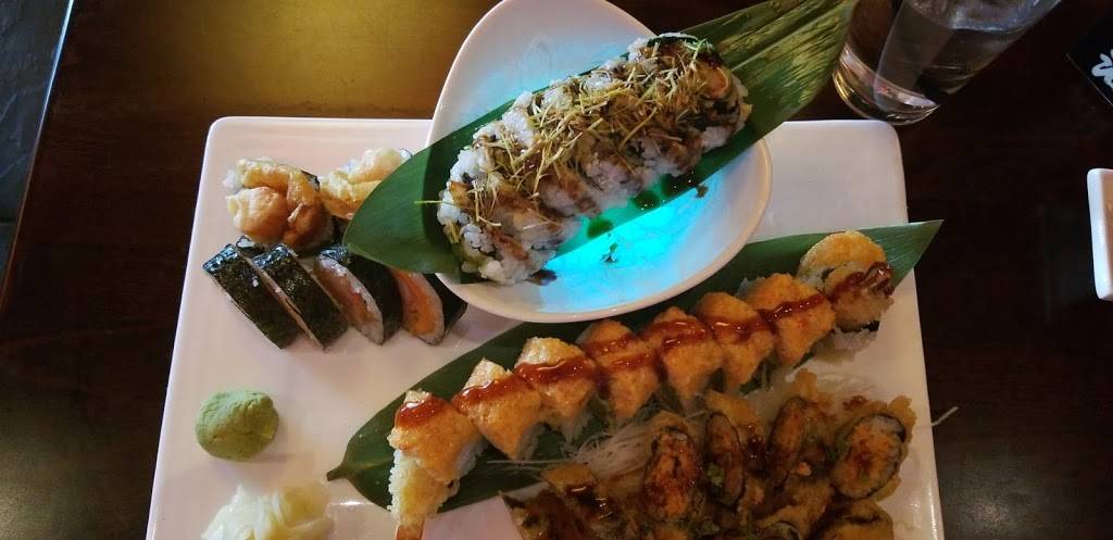 Ginza Japanese Restaurant | restaurant | 2727 N Mayfair Rd, Wauwatosa, WI 53222, USA | 4147713333 OR +1 414-771-3333